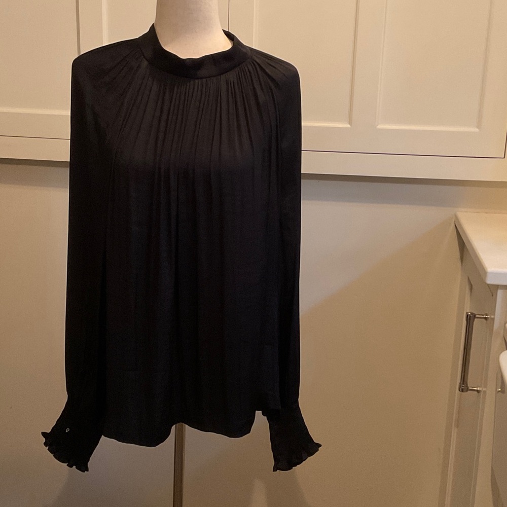 GAP Black Pleated Women's Blouse